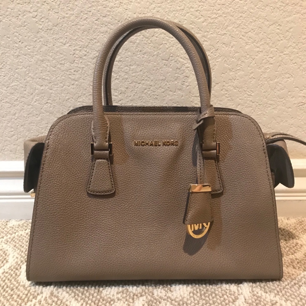 Michael Michael Kors HARPER MEDIUM LEATHER SATCHEL